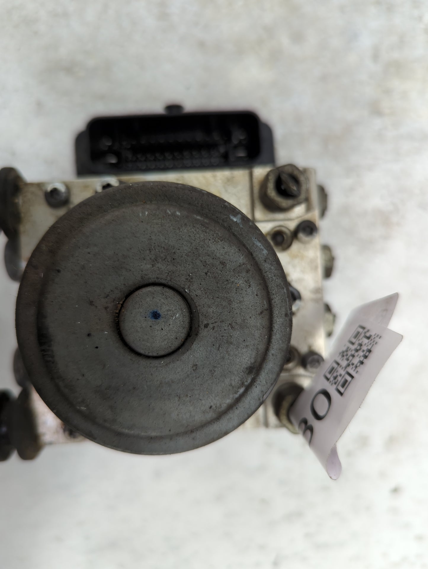 2014-2016 Chevrolet Impala ABS Pump Control Module Replacement P/N:23183131 8511207, 59323621 Fits Fits 2014 2015 2016 OEM U