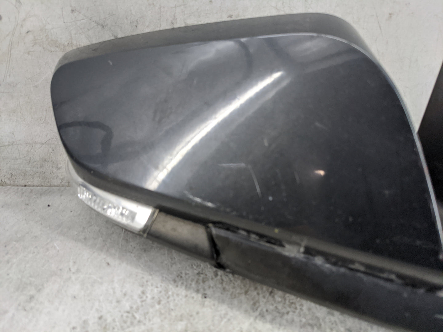 2014-2015 Chevrolet Impala Passenger Side View Mirror - Right Door Mirror OEM Used - Oemusedautoparts1.com