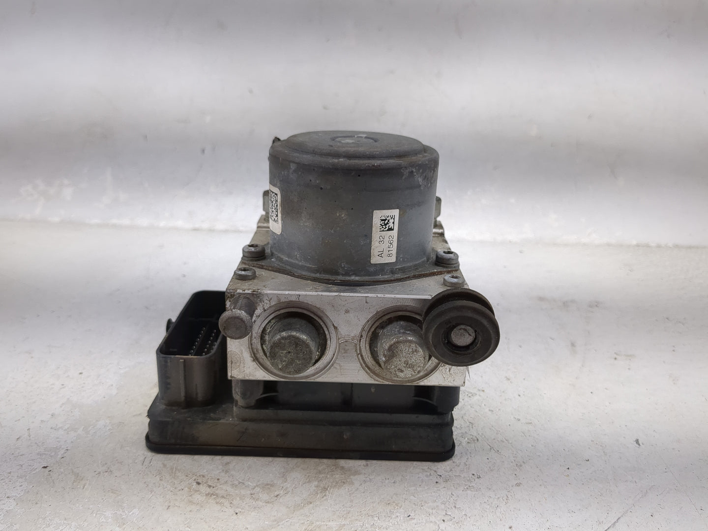 2014-2016 Chevrolet Impala ABS Pump Control Module Replacement P/N:A52156ABK325 22505659, 24598000000X Fits Fits 2014 2015 2