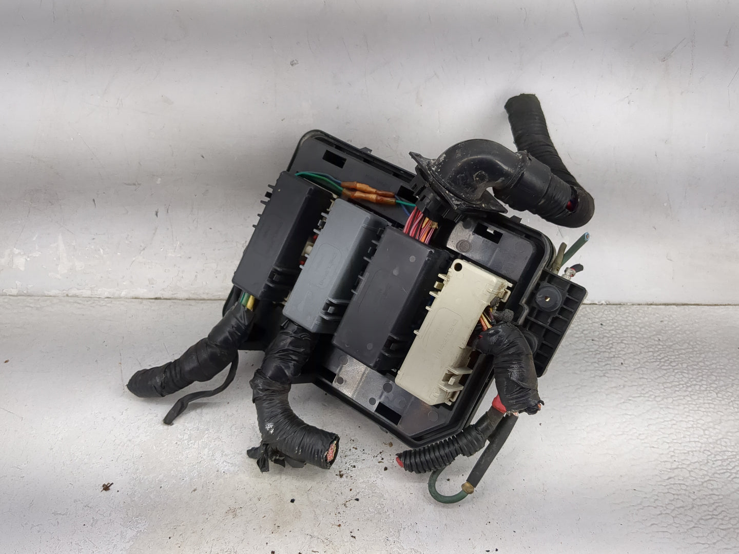 2012-2016 Chevrolet Impala Fusebox Fuse Box Panel Relay Module P/N:13786621-03 13500114 Fits Fits 2012 2013 2014 2015 2016 O