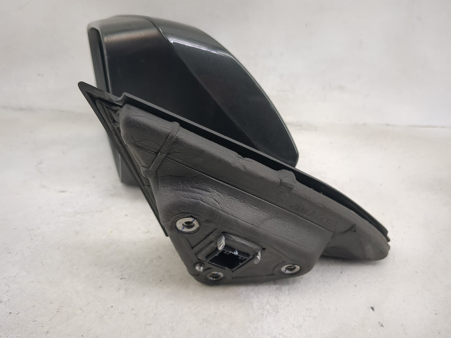2016-2020 Chevrolet Impala Passenger Side View Mirror - Right Door Mirror OEM Used - Oemusedautoparts1.com