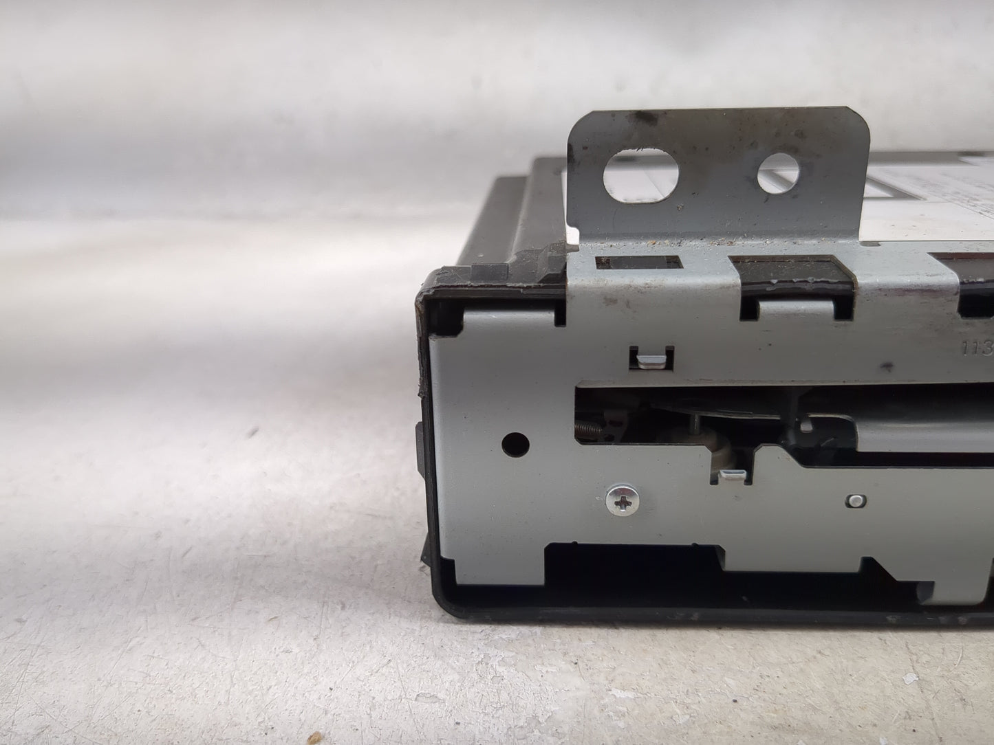 2014 Chevrolet Impala Radio AM FM Cd Player Receiver Replacement P/N:23118961 Fits OEM Used Auto Parts - Oemusedautoparts1.c