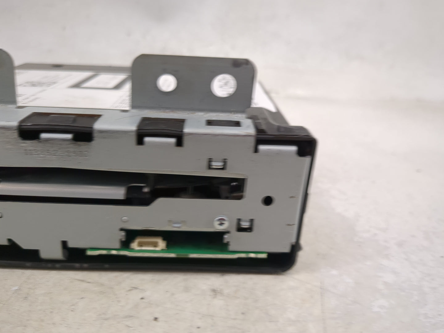 2014 Chevrolet Impala Radio AM FM Cd Player Receiver Replacement P/N:23118961 Fits OEM Used Auto Parts - Oemusedautoparts1.c
