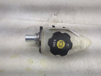 2009-2016 Chevrolet Impala Brake Master Cylinder 1497808 - Oemusedautoparts1.com
