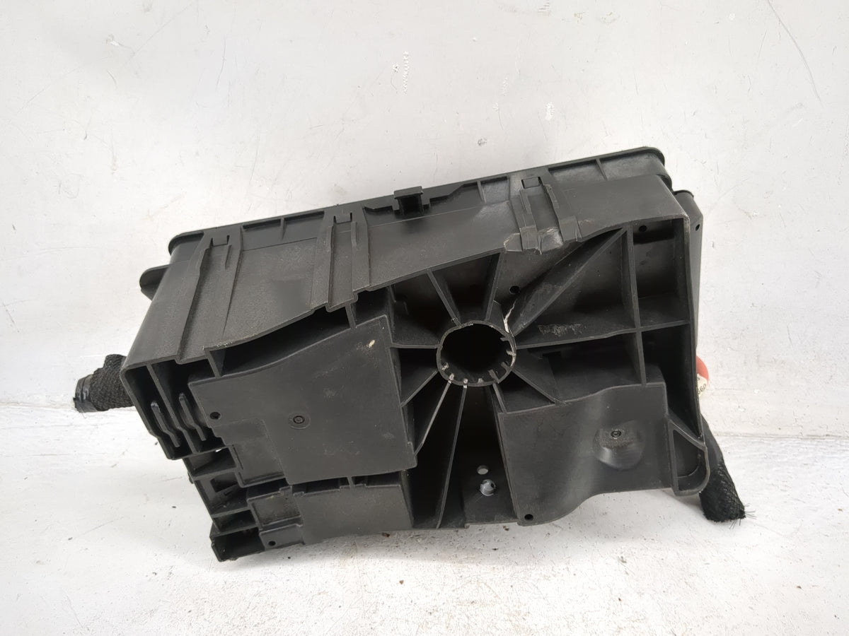 2014 Chevrolet Impala Fusebox Fuse Box Panel Relay Module P/N:13472072 13306941, 13306942, 13500128, 13500126, 13500114 Fits