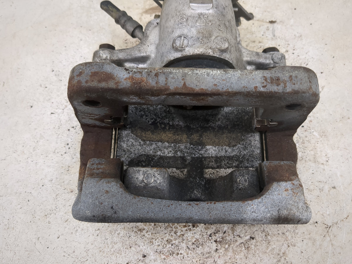 2014 Chevrolet Impala Rear Driver Left Brake Caliper - Oemusedautoparts1.com