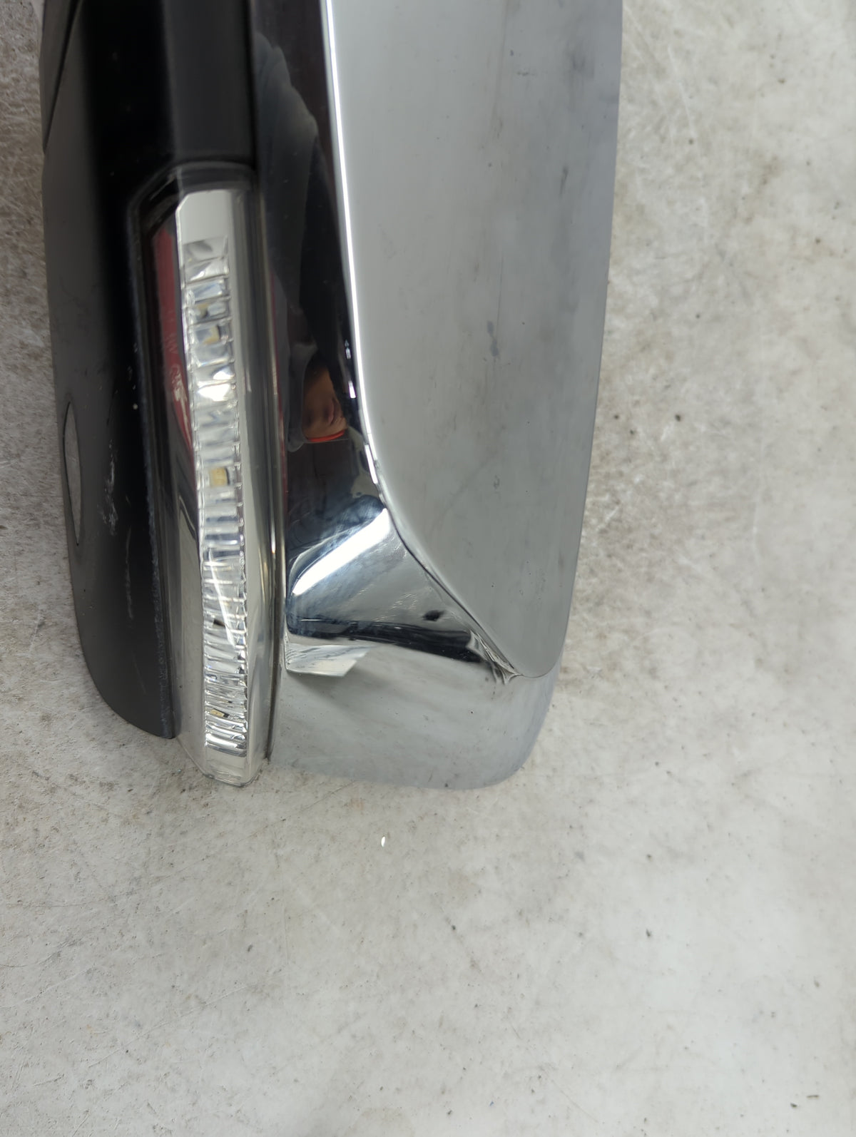 2014-2015 Chevrolet Impala Driver Side View Mirror - Left Door Mirror OEM Used - Oemusedautoparts1.com