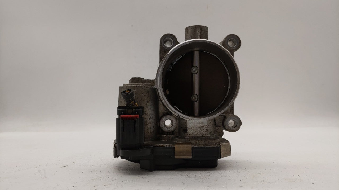 2014-2015 Chevrolet Impala Throttle Body P/N:12627217DA Fits Fits 2013 2014 2015 2017 2018 OEM Used Auto Parts - Oemusedauto