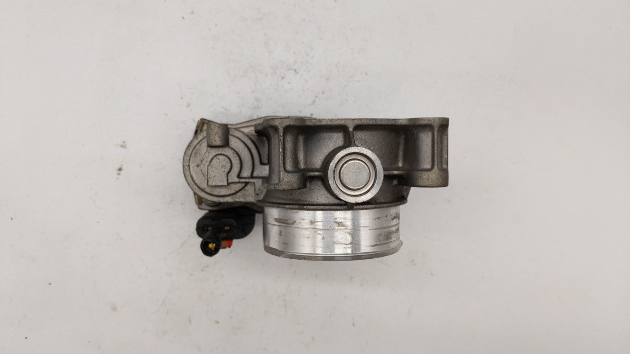 2014-2015 Chevrolet Impala Throttle Body P/N:12627217DA Fits Fits 2013 2014 2015 2017 2018 OEM Used Auto Parts - Oemusedauto