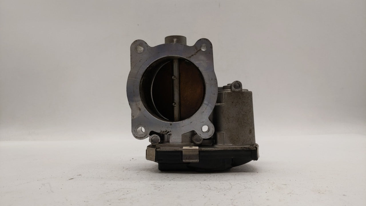 2014-2015 Chevrolet Impala Throttle Body P/N:12627217DA Fits Fits 2013 2014 2015 2017 2018 OEM Used Auto Parts - Oemusedauto