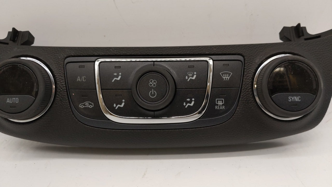 2014 Chevrolet Impala Climate Control Module Temperature AC/Heater Replacement P/N:23113226 Fits OEM Used Auto Parts - Oemus
