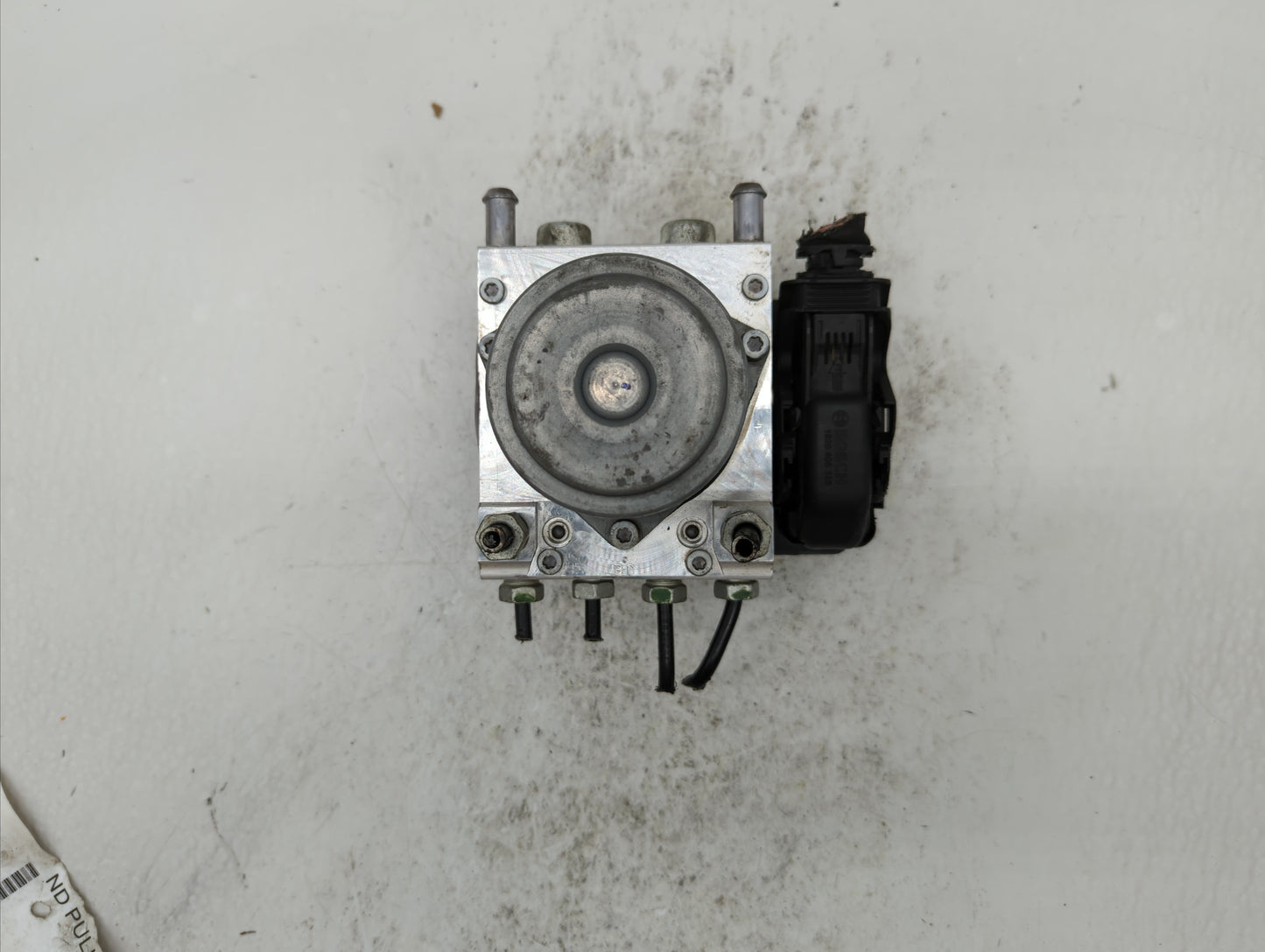 2014-2015 Chevrolet Impala ABS Pump Control Module Replacement P/N:23183130 23183132, 23432807 Fits Fits 2014 2015 OEM Used 
