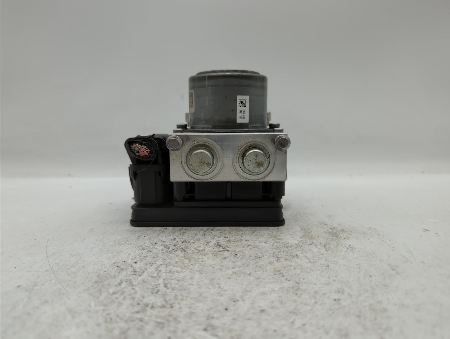 2014-2015 Chevrolet Impala ABS Pump Control Module Replacement P/N:23183130 23183132, 23432807 Fits Fits 2014 2015 OEM Used 