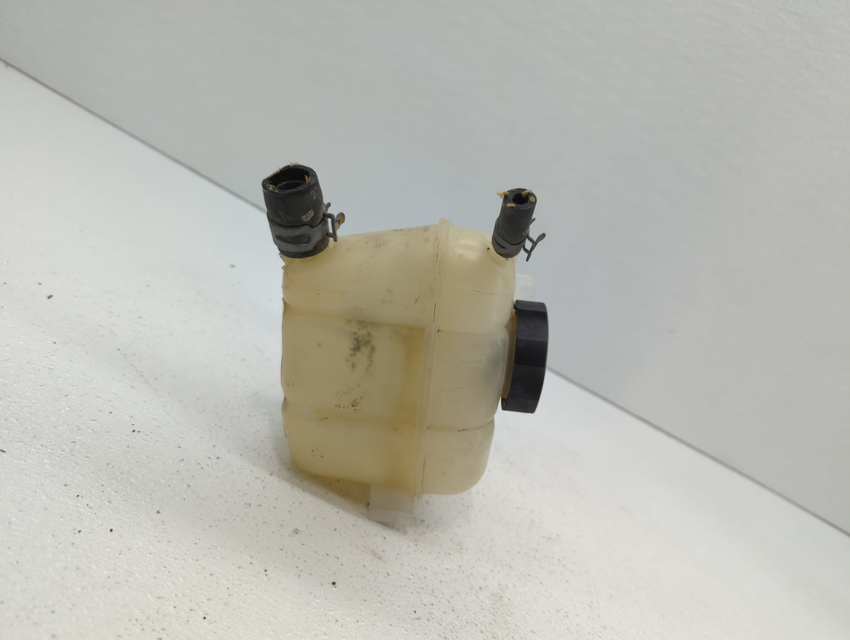 2014 Chevrolet Impala Radiator Coolant Overflow Expansion Tank Bottle 384687 - Oemusedautoparts1.com