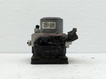 2014-2016 Chevrolet Impala ABS Pump Control Module Replacement P/N:23183129 Fits Fits 2014 2015 2016 OEM Used Auto Parts
