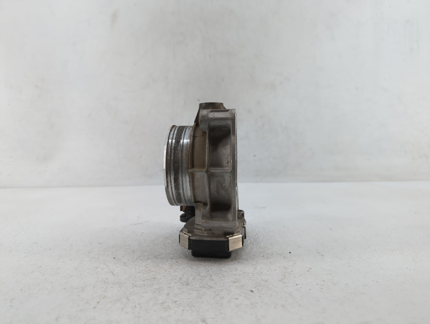 2012-2020 Chevrolet Impala Throttle Body P/N:12670981AA 12632172BA Fits OEM Used Auto Parts - Oemusedautoparts1.com