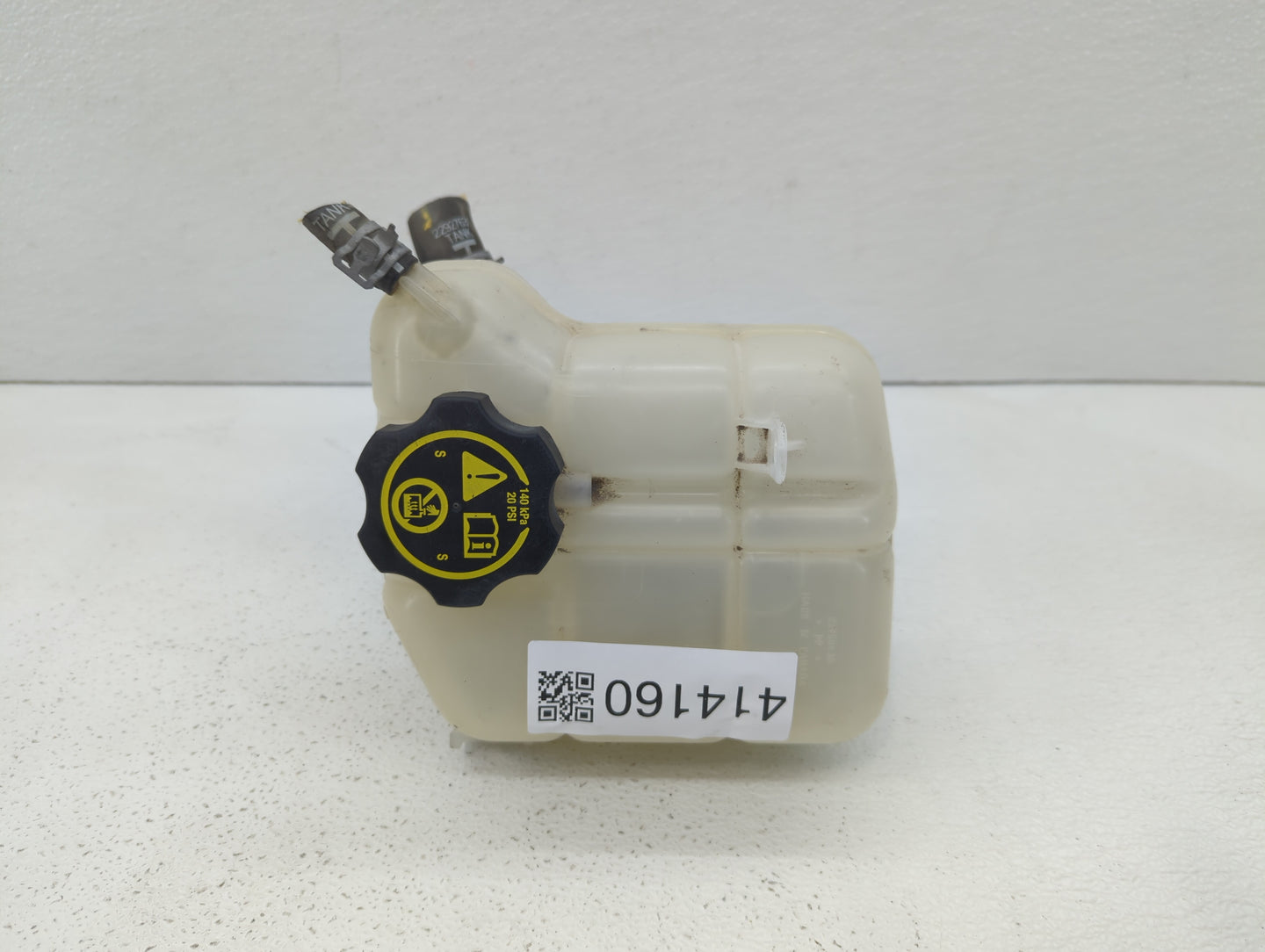 2014 Chevrolet Impala Radiator Coolant Overflow Expansion Tank Bottle - Oemusedautoparts1.com