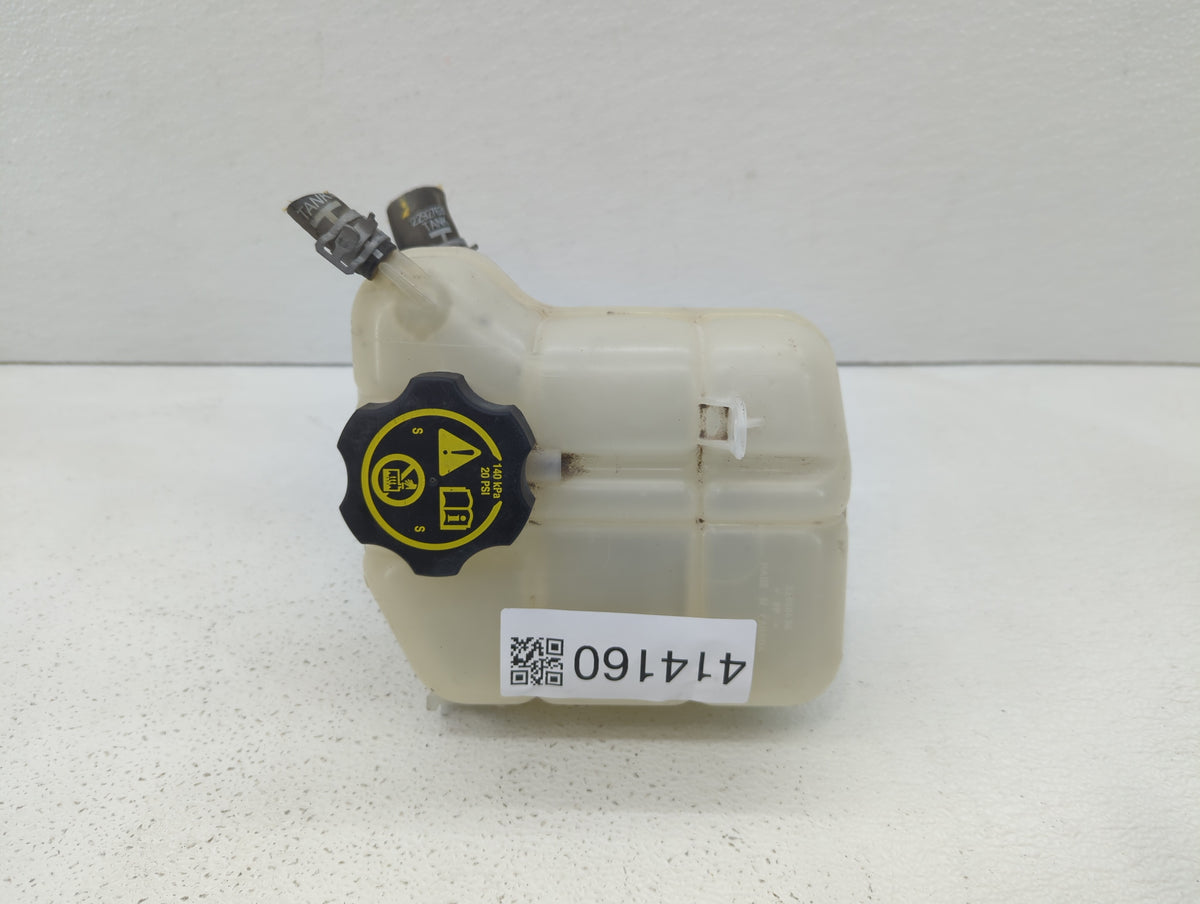 2014 Chevrolet Impala Radiator Coolant Overflow Expansion Tank Bottle 414160 - Oemusedautoparts1.com