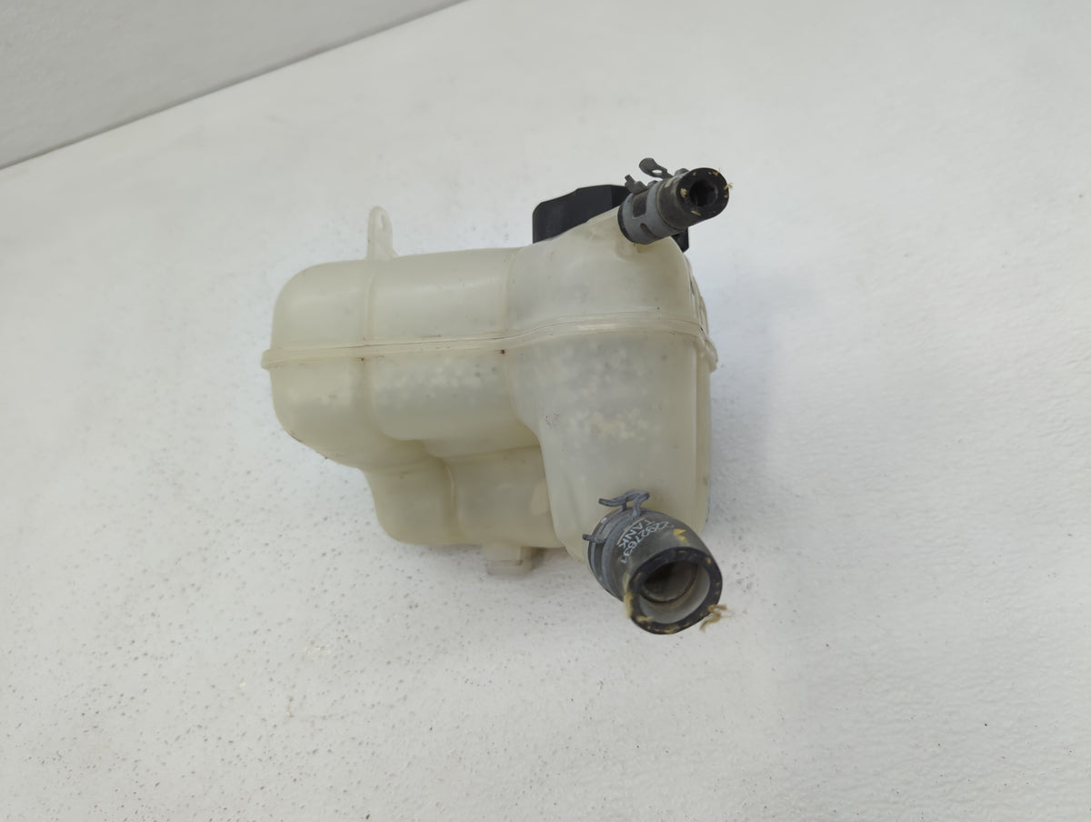 2014 Chevrolet Impala Radiator Coolant Overflow Expansion Tank Bottle 414160 - Oemusedautoparts1.com
