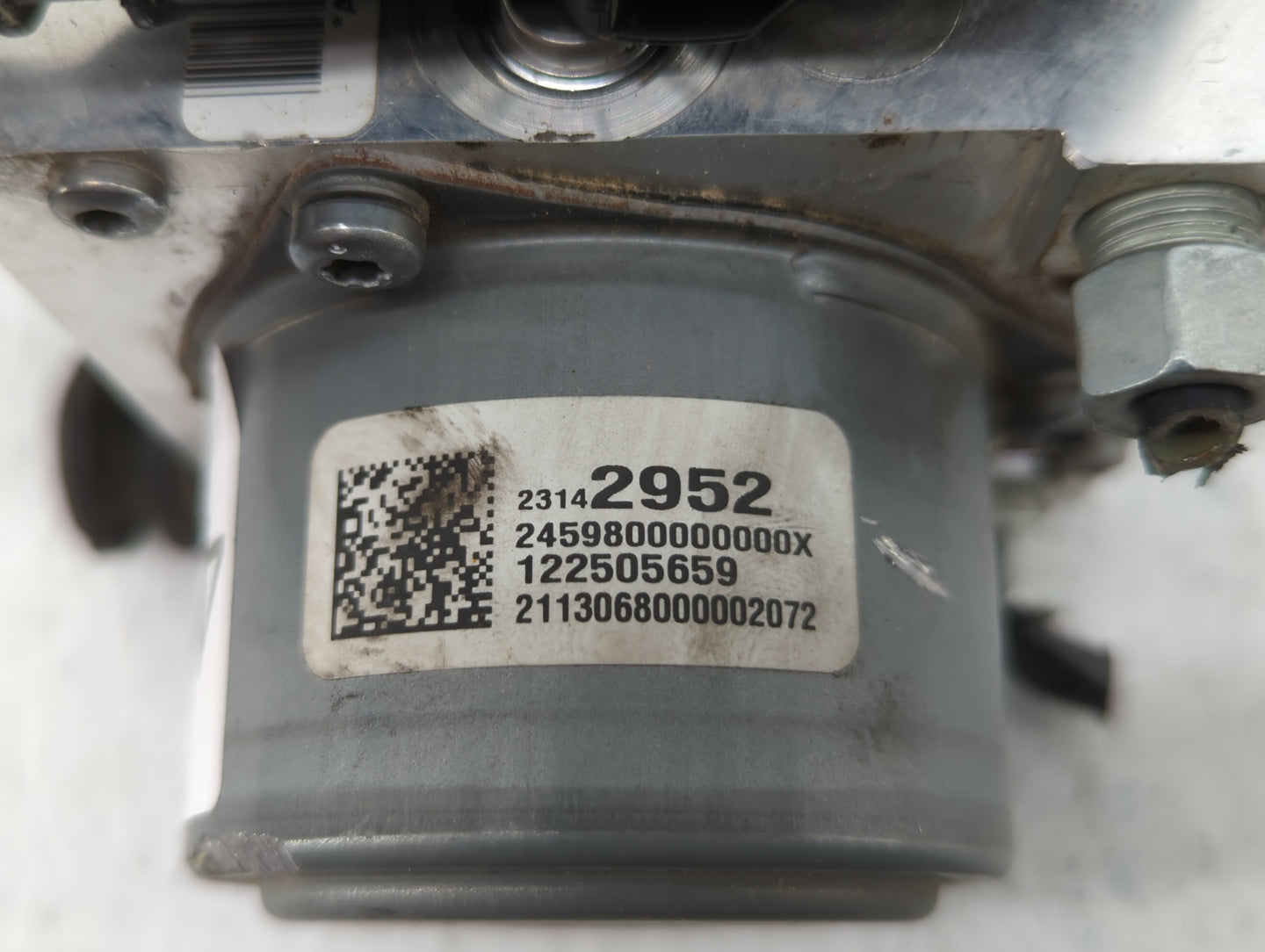 2014-2016 Chevrolet Impala ABS Pump Control Module Replacement P/N:23142952 23492832, 23183129 Fits Fits 2014 2015 2016 OEM 