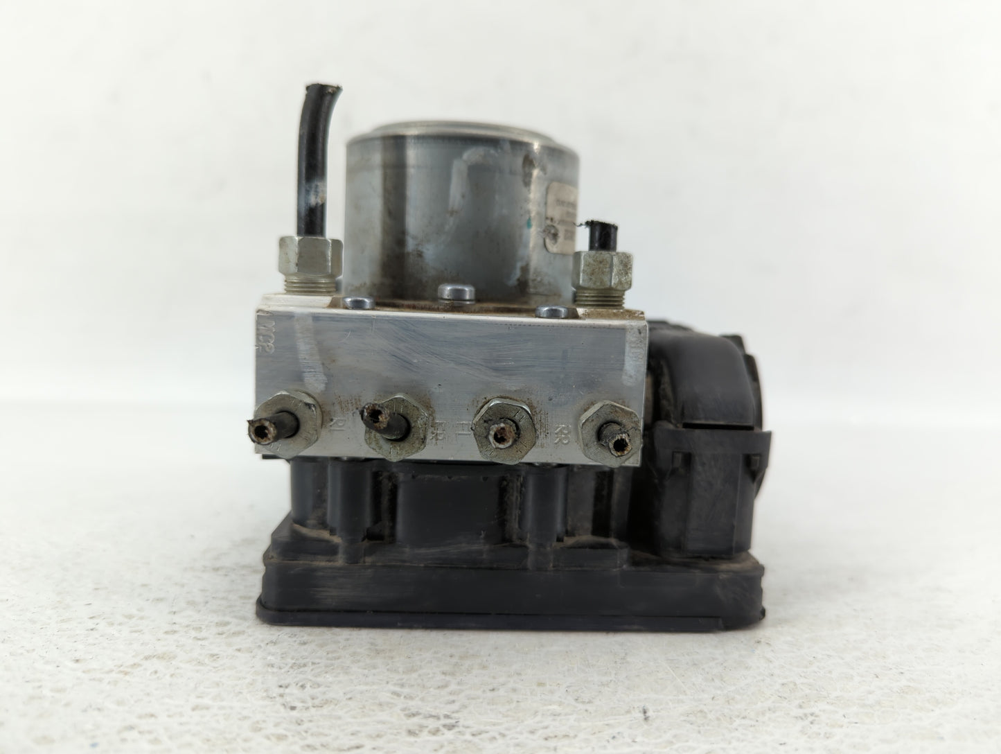 2014-2016 Chevrolet Impala ABS Pump Control Module Replacement P/N:22995061 23492832, 23183129 Fits Fits 2014 2015 2016 OEM 