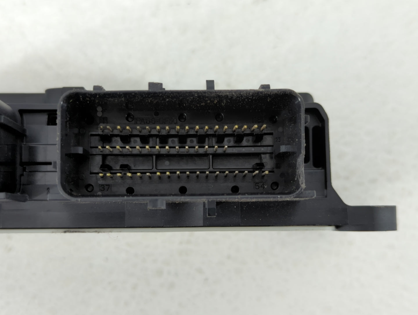 2014 Chevrolet Impala Chassis Control Module Ccm Bcm Body Control - Oemusedautoparts1.com