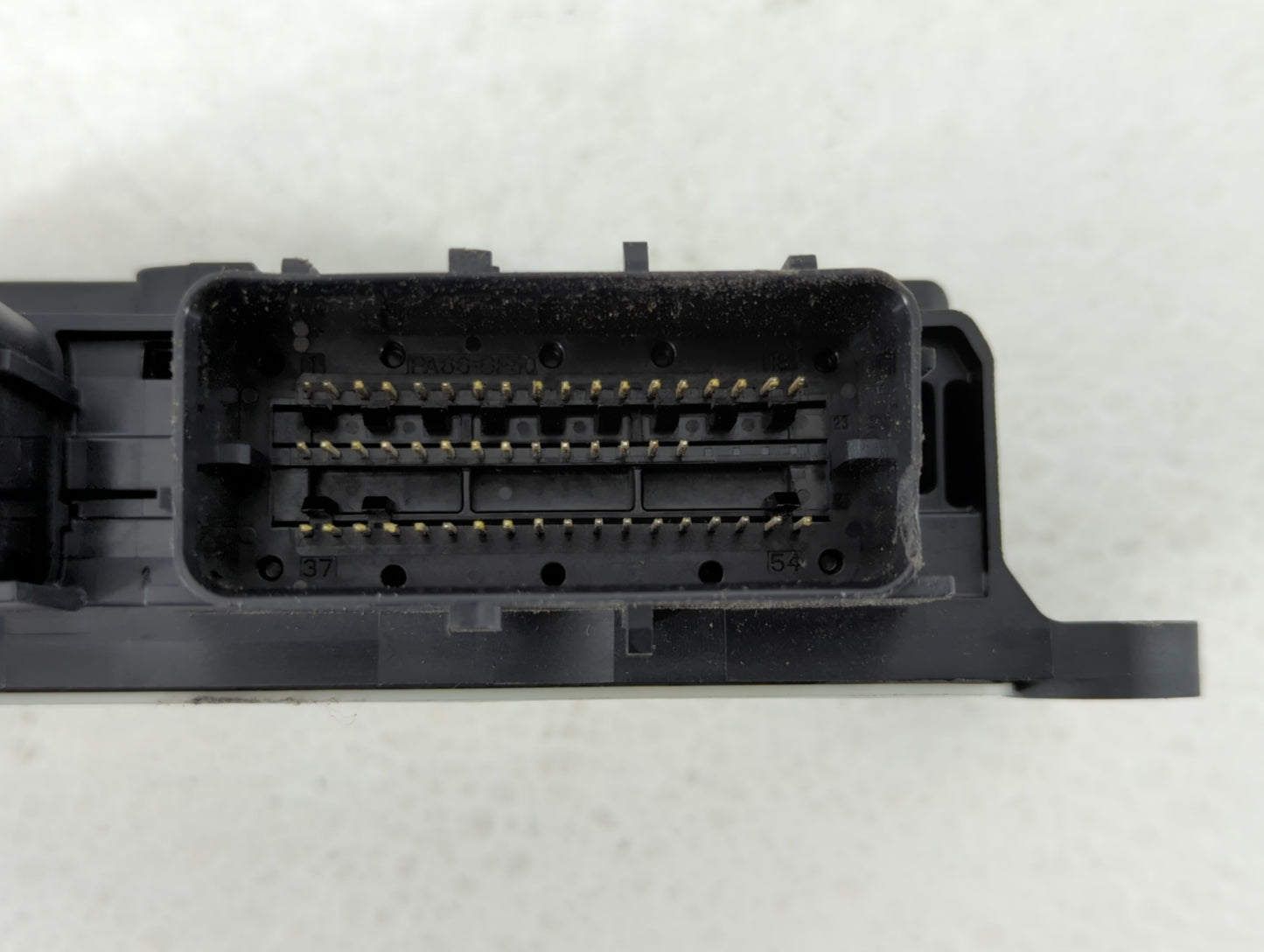 2014 Chevrolet Impala Chassis Control Module Ccm Bcm Body Control - Oemusedautoparts1.com