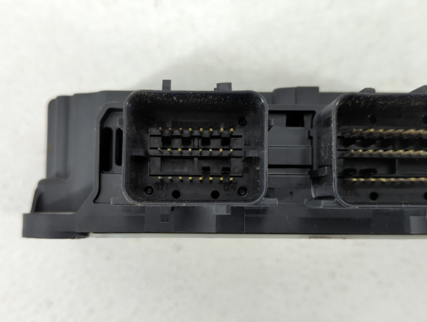 2014 Chevrolet Impala Chassis Control Module Ccm Bcm Body Control - Oemusedautoparts1.com