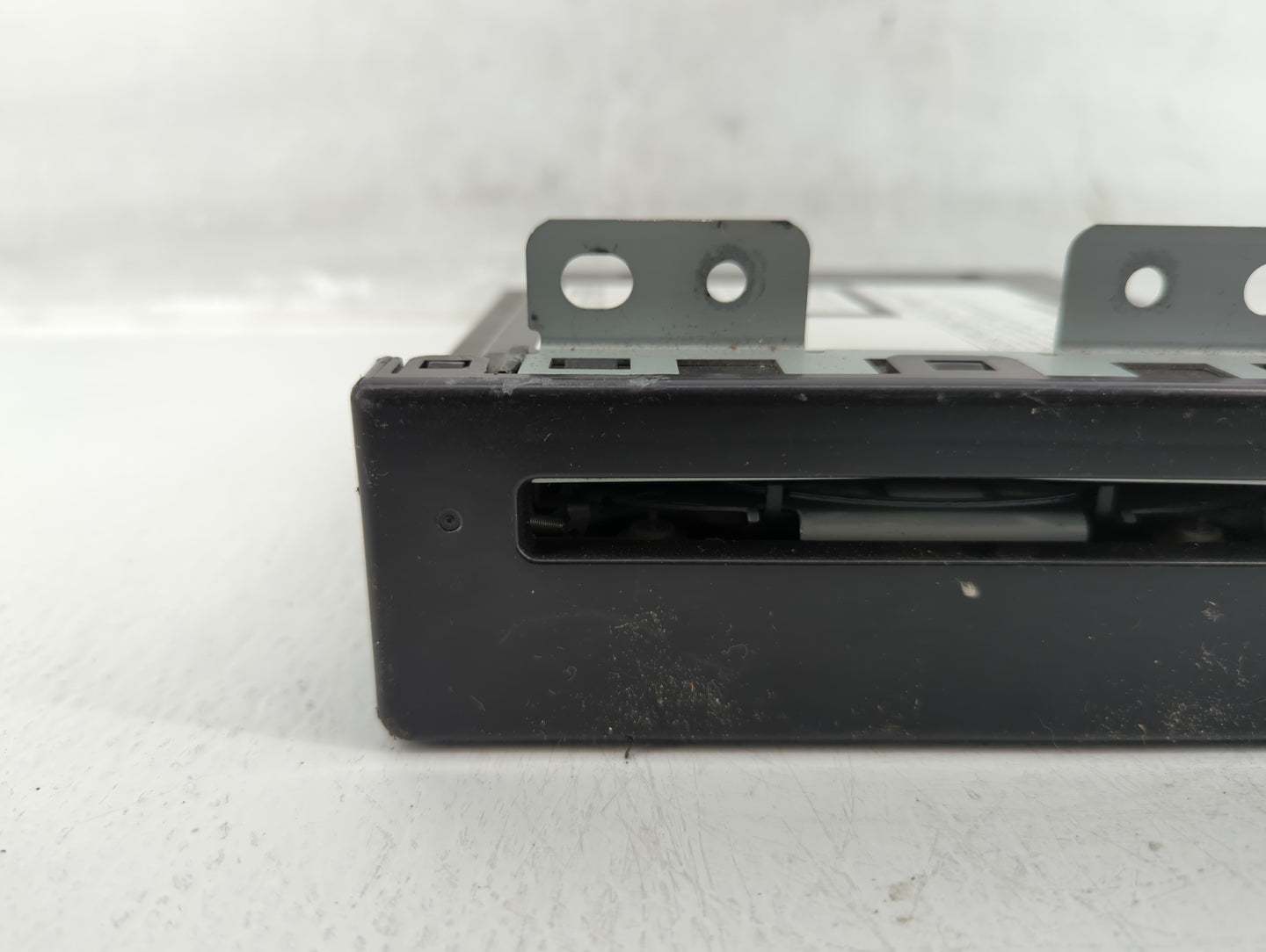 2014 Chevrolet Impala Radio AM FM Cd Player Receiver Replacement P/N:23118961 Fits Fits 2015 OEM Used Auto Parts - Oemusedau