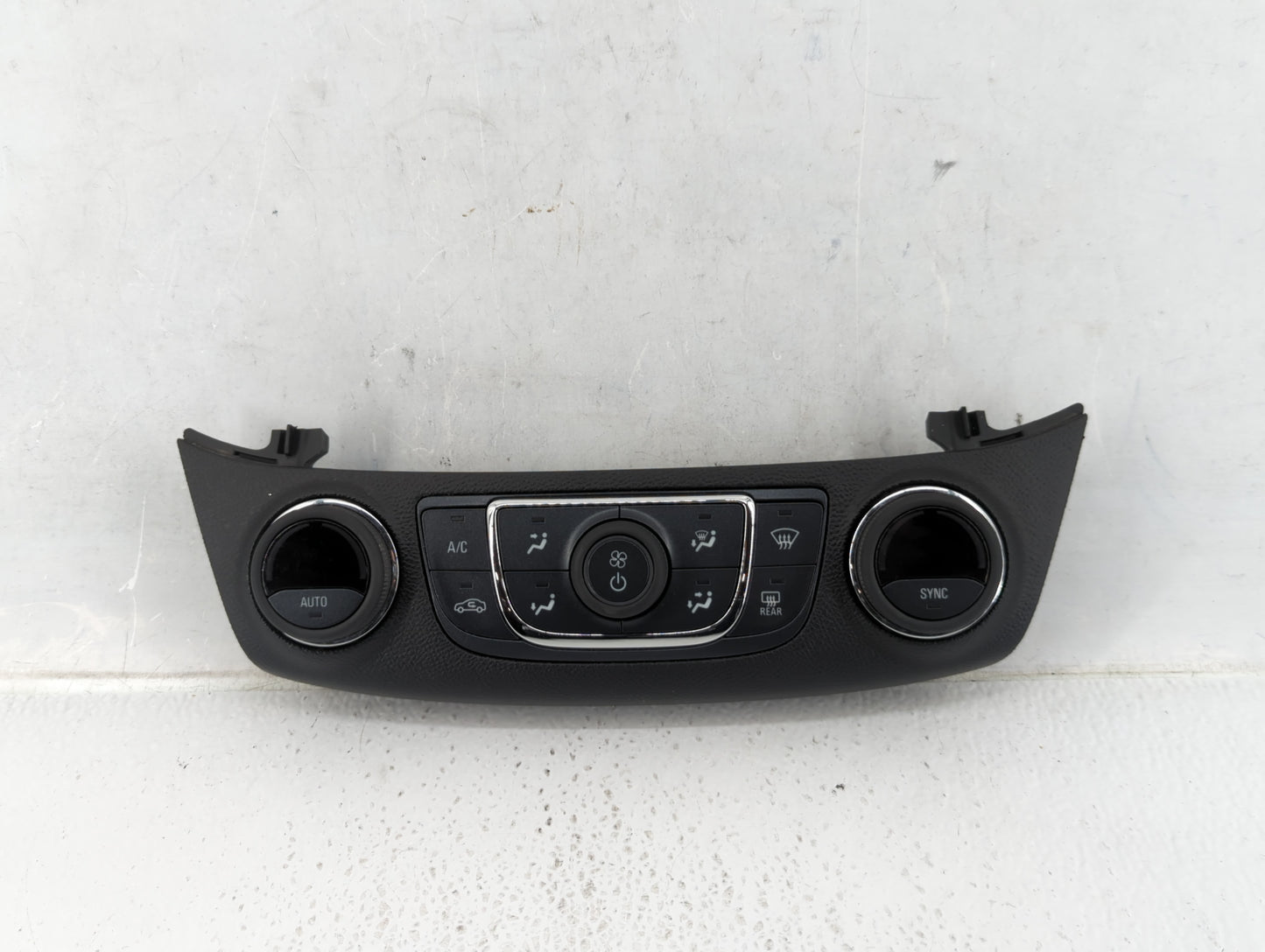 2014 Chevrolet Impala Climate Control Module Temperature AC/Heater Replacement P/N:23113226 Fits OEM Used Auto Parts - Oemus