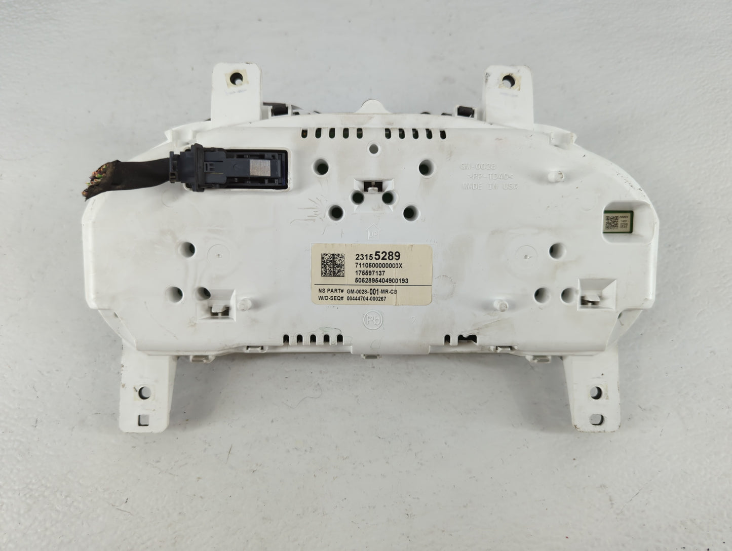 2014 Chevrolet Impala Instrument Cluster Speedometer Gauges P/N:23155289 Fits OEM Used Auto Parts - Oemusedautoparts1.com