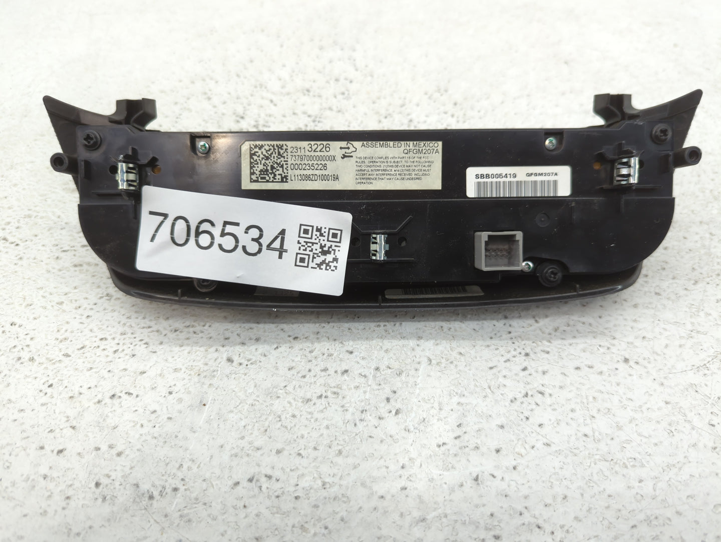 2014 Chevrolet Impala Climate Control Module Temperature AC/Heater Replacement P/N:000235226 23113226 Fits OEM Used Auto Par