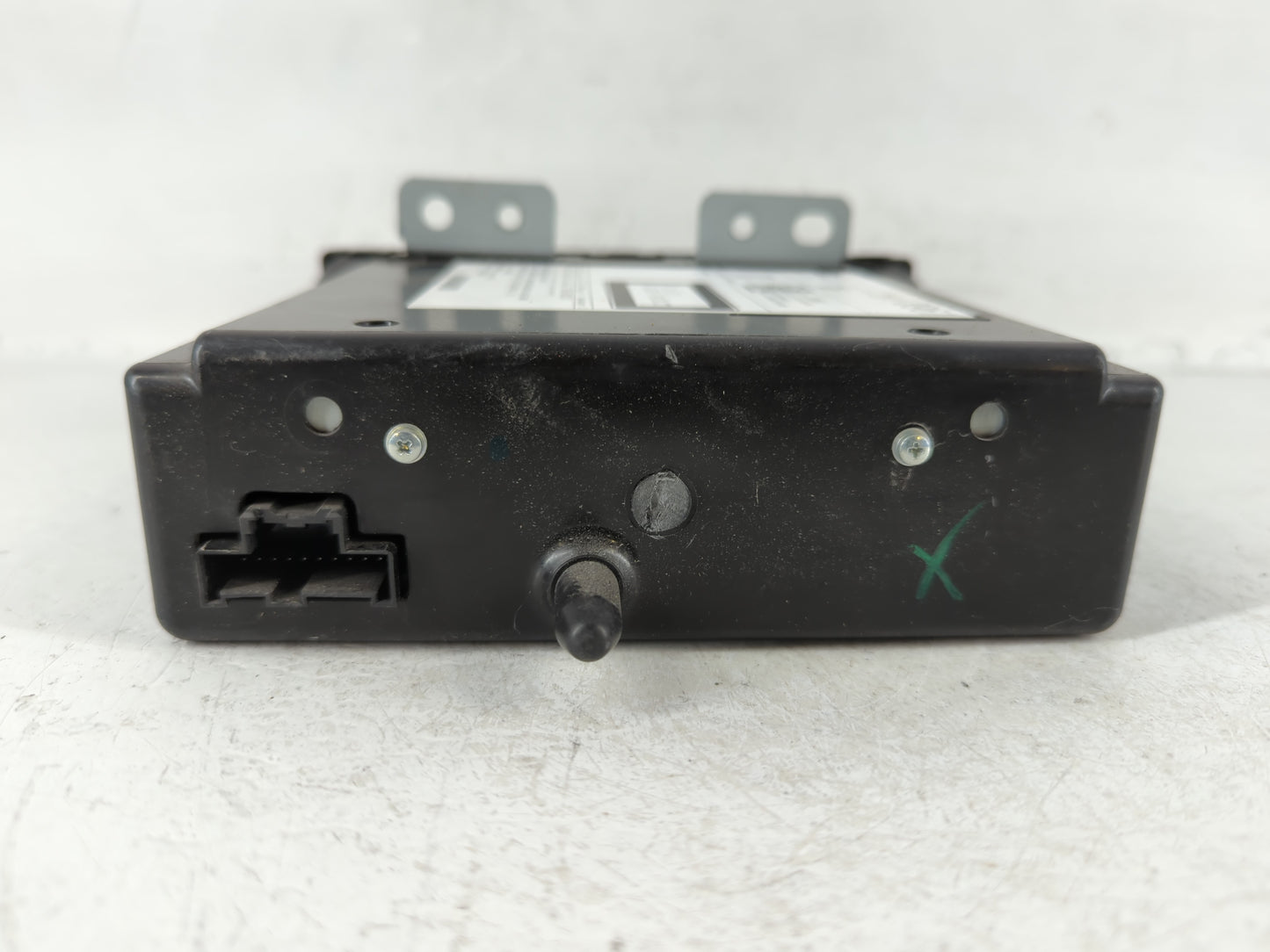 2014-2014 Chevrolet Impala Am Fm Cd Player Radio Receiver - Oemusedautoparts1.com