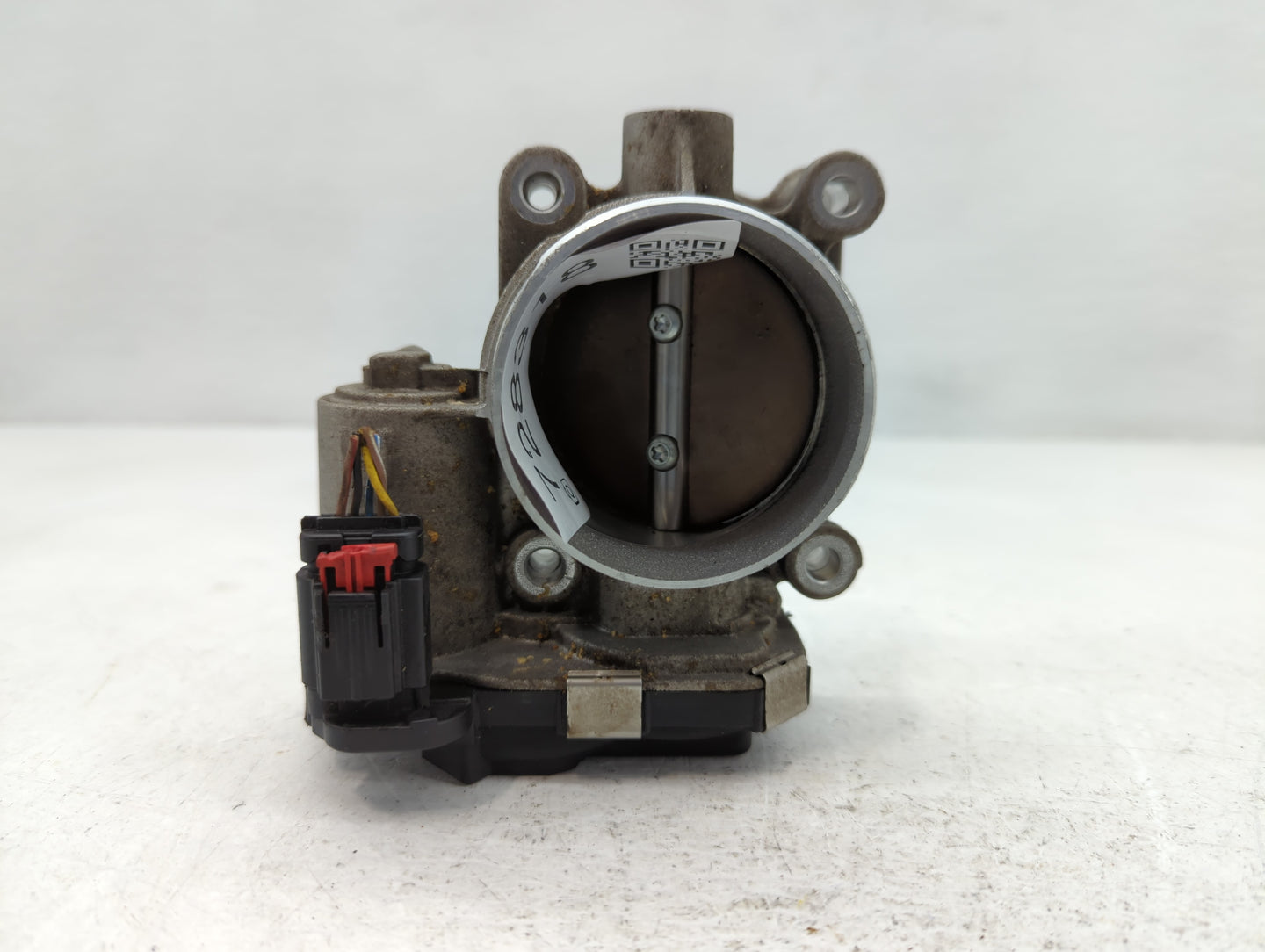 2014-2015 Chevrolet Impala Throttle Body P/N:12670839AA Fits Fits 2013 2014 2015 2017 2018 2019 2020 OEM Used Auto Parts - O