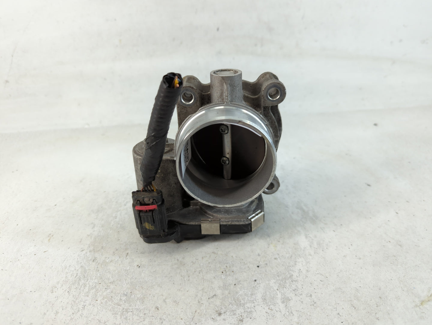 2014-2015 Chevrolet Impala Throttle Body P/N:12627217DA Fits Fits 2013 2014 2015 2017 2018 2019 2020 OEM Used Auto Parts - O