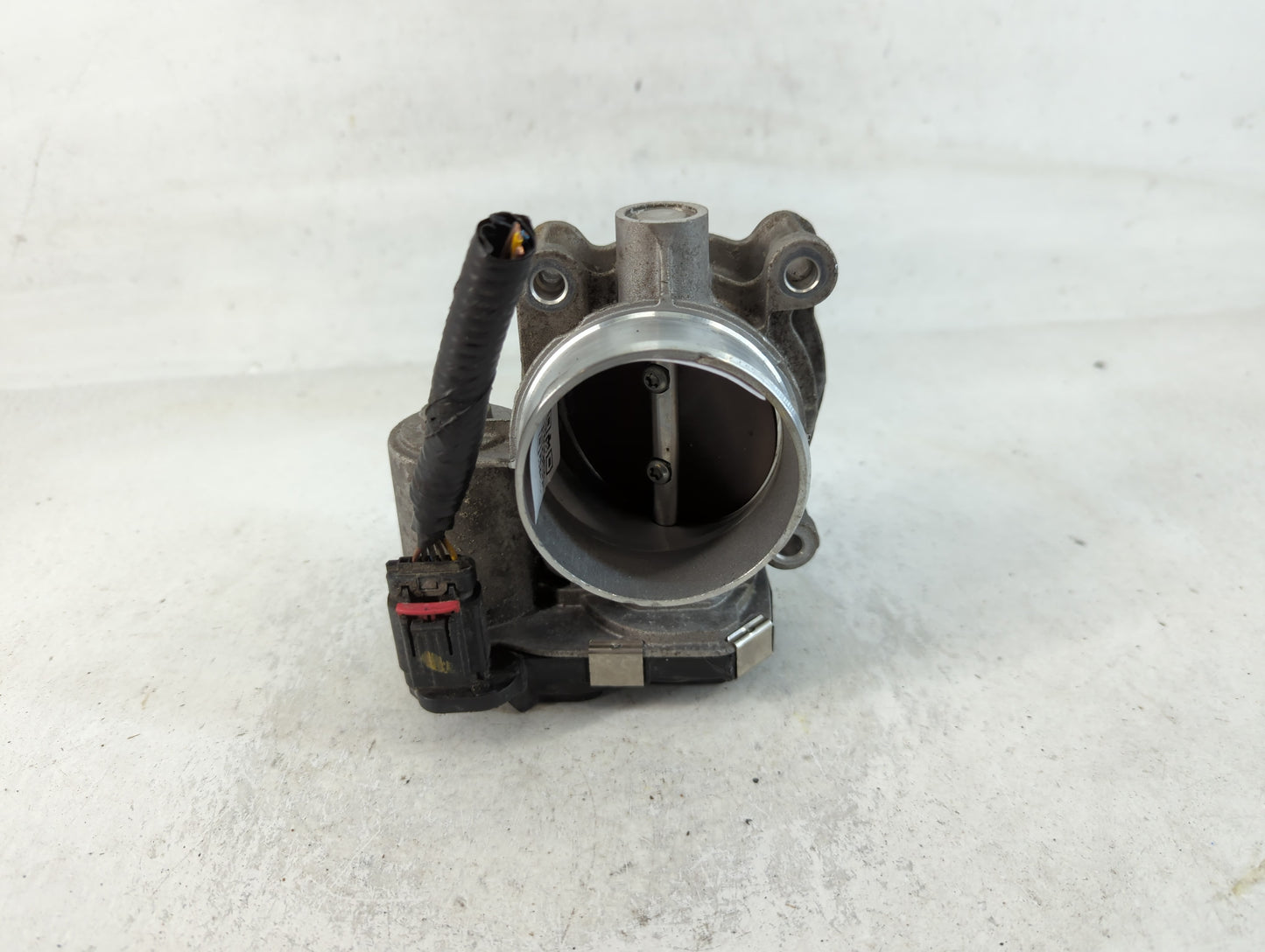 2014-2015 Chevrolet Impala Throttle Body P/N:12627217DA Fits Fits 2013 2014 2015 2017 2018 2019 2020 OEM Used Auto Parts - O