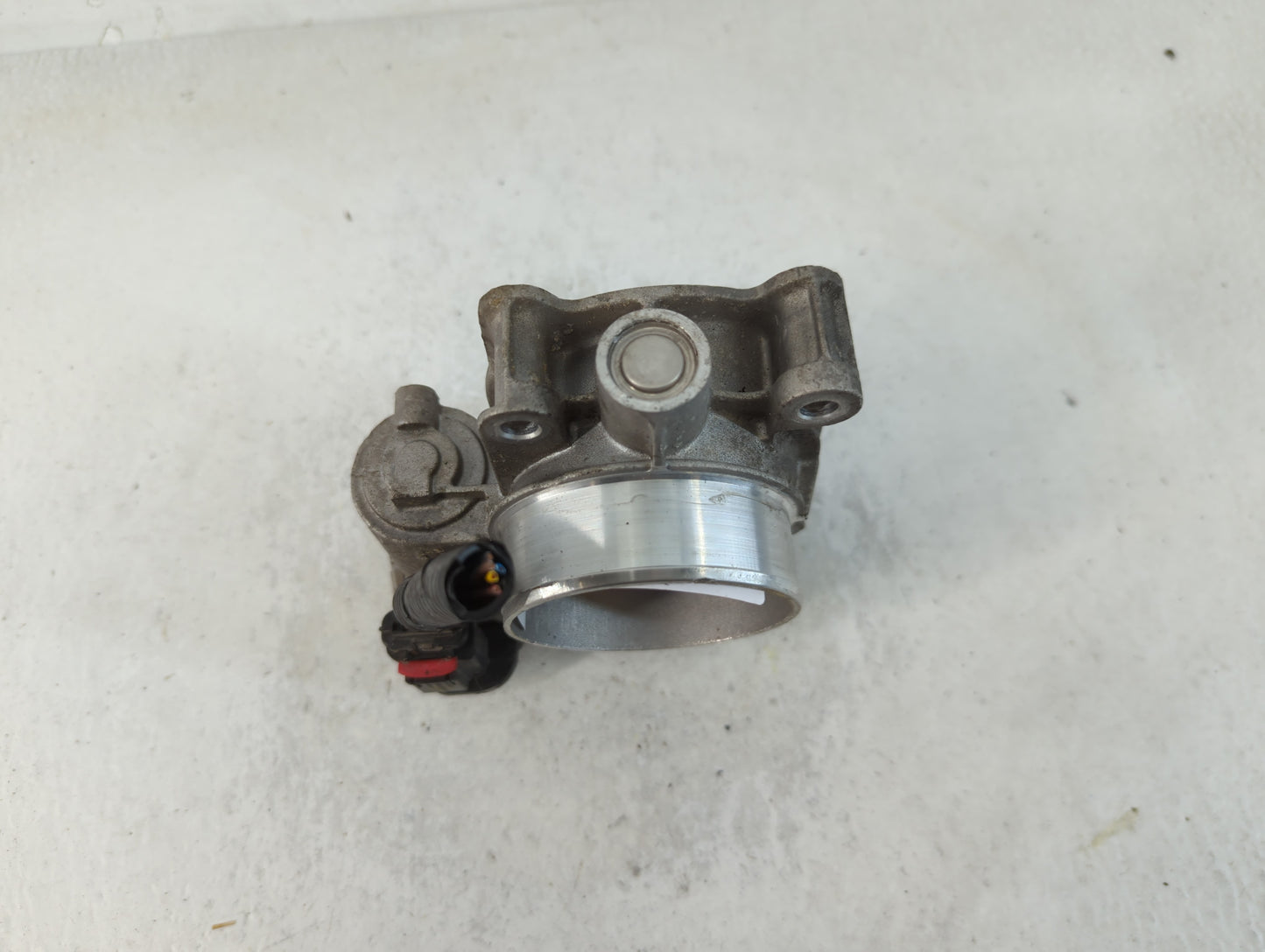 2014-2015 Chevrolet Impala Throttle Body P/N:12627217DA Fits Fits 2013 2014 2015 2017 2018 2019 2020 OEM Used Auto Parts - O