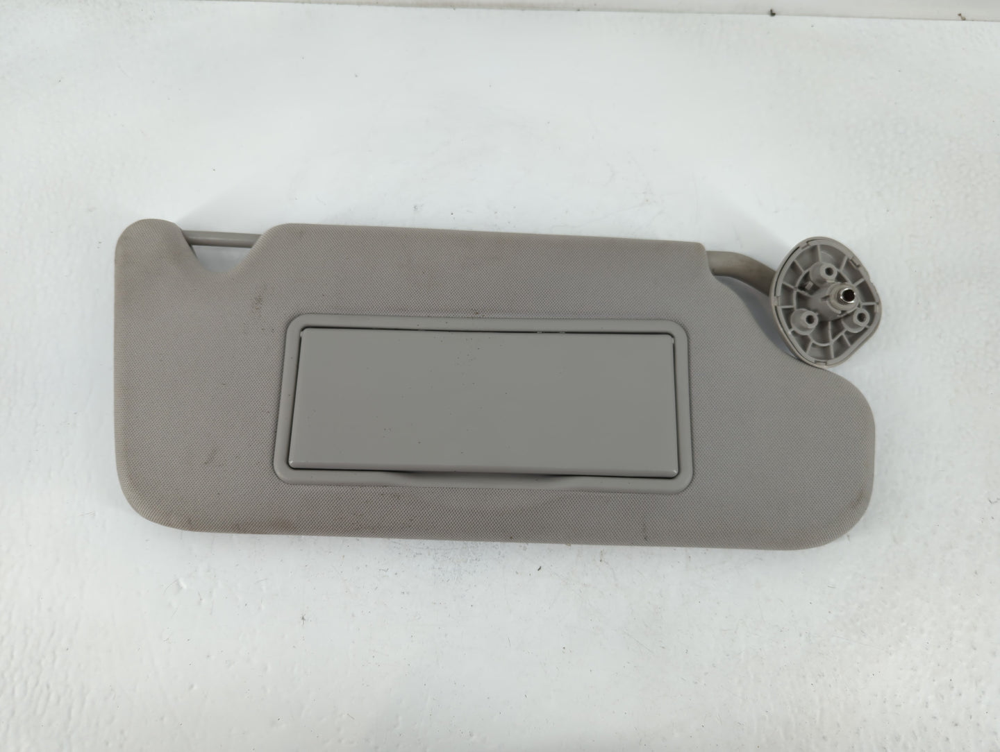 2006-2016 Chevrolet Impala Sun Visor Shade Replacement Passenger Right Mirror Fits OEM Used Auto Parts - Oemusedautoparts1.c