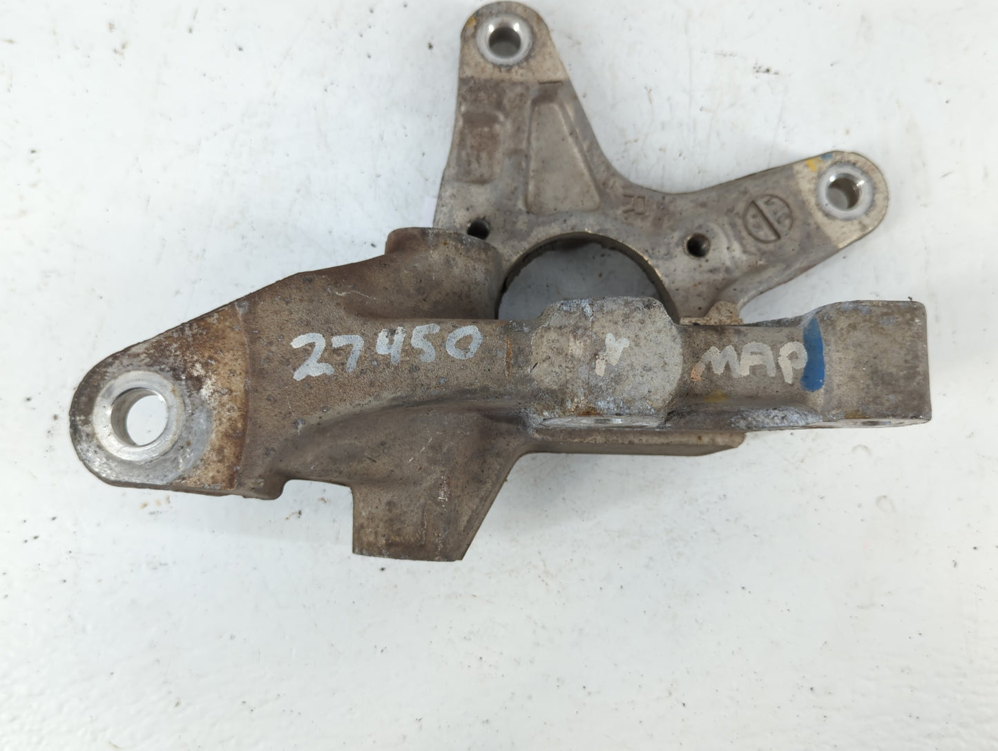 2014 Chevrolet Impala Engine Gearbox Motor Mount - Oemusedautoparts1.com