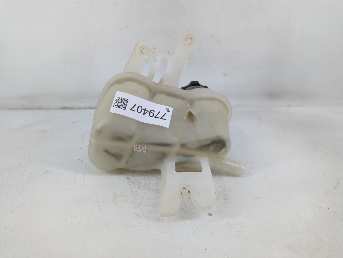 2012 Chevrolet Impala Radiator Coolant Overflow Expansion Tank Bottle - Oemusedautoparts1.com