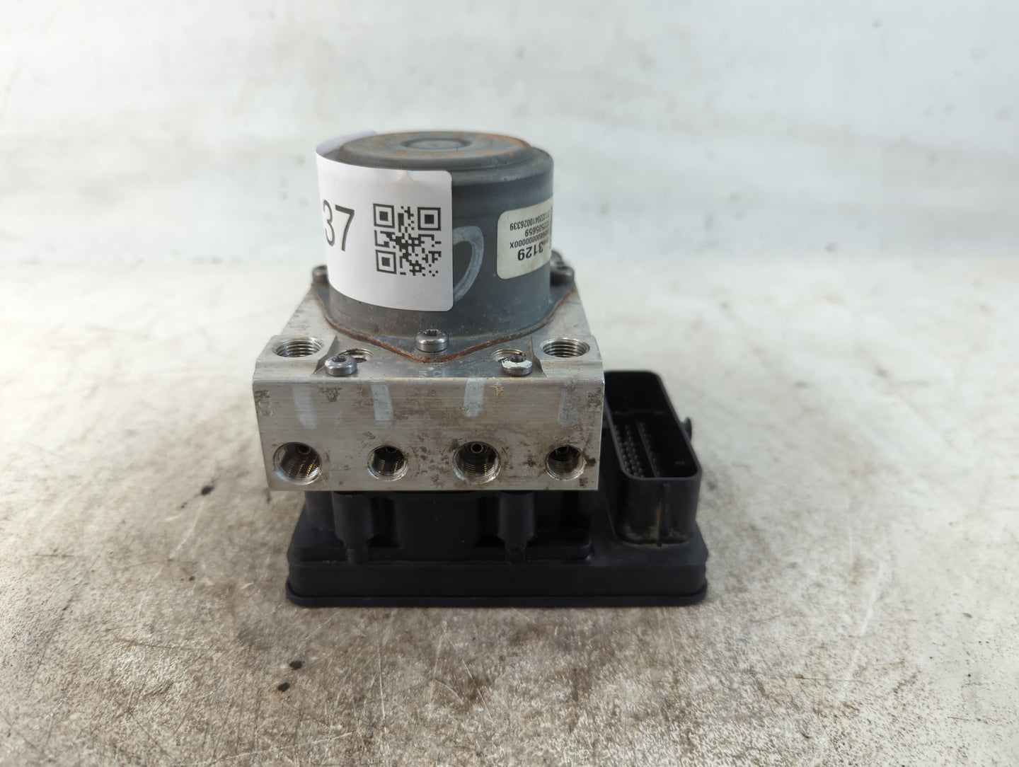 2014-2016 Chevrolet Impala ABS Pump Control Module Replacement P/N:23183129 Fits Fits 2014 2015 2016 OEM Used Auto Parts - O