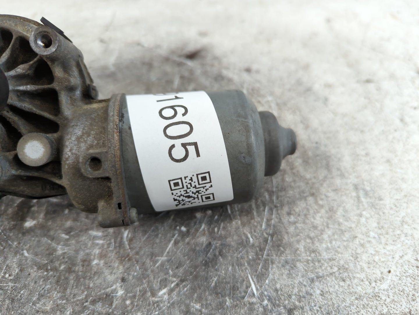 2006-2016 Chevrolet Impala Front Windshield Wiper Motor P/N:AX159010-8726 25790964 Fits OEM Used Auto Parts - Oemusedautopar