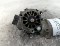 2006-2016 Chevrolet Impala Front Windshield Wiper Motor P/N:AX159010-8726 25790964 Fits OEM Used Auto Parts - Oemusedautopar