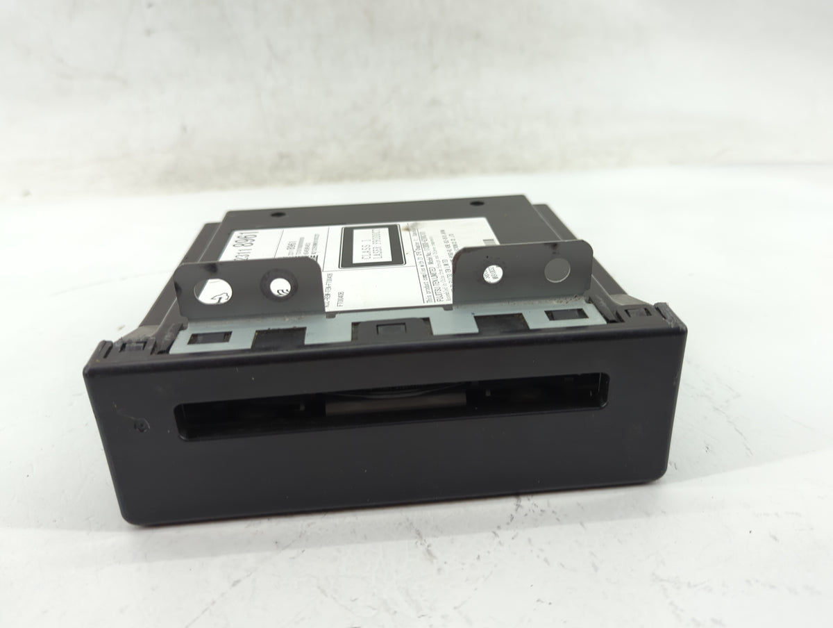 2014-2014 Chevrolet Impala Body Control Module Bcm Inner Cabin Fuse Box - Oemusedautoparts1.com
