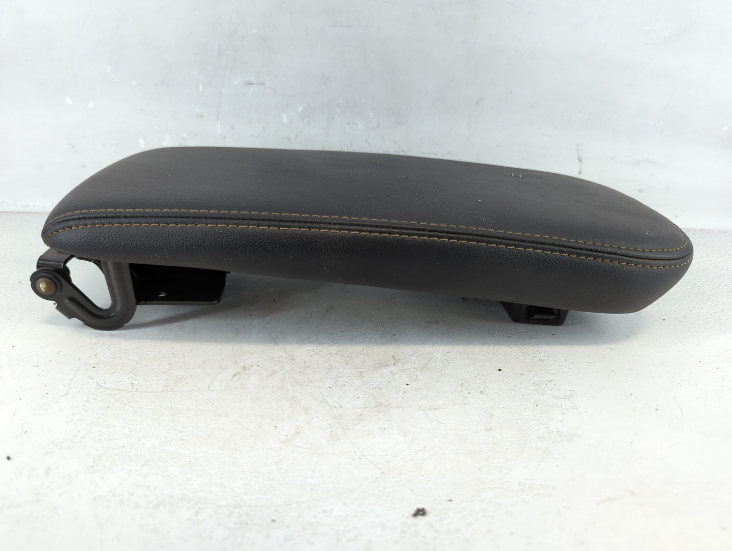2014 Chevrolet Impala Center Floor Console Fits OEM Used Auto Parts - Oemusedautoparts1.com