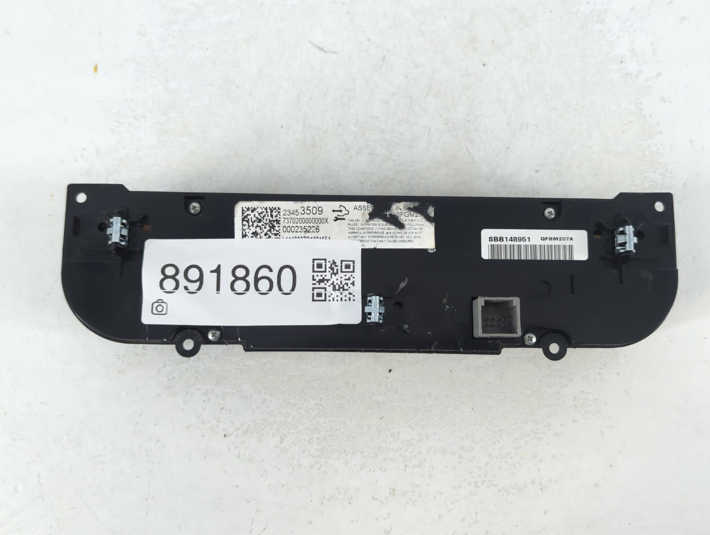 2014-2020 Chevrolet Impala Climate Control Module Temperature AC/Heater Replacement P/N:23453509 Fits OEM Used Auto Parts - 
