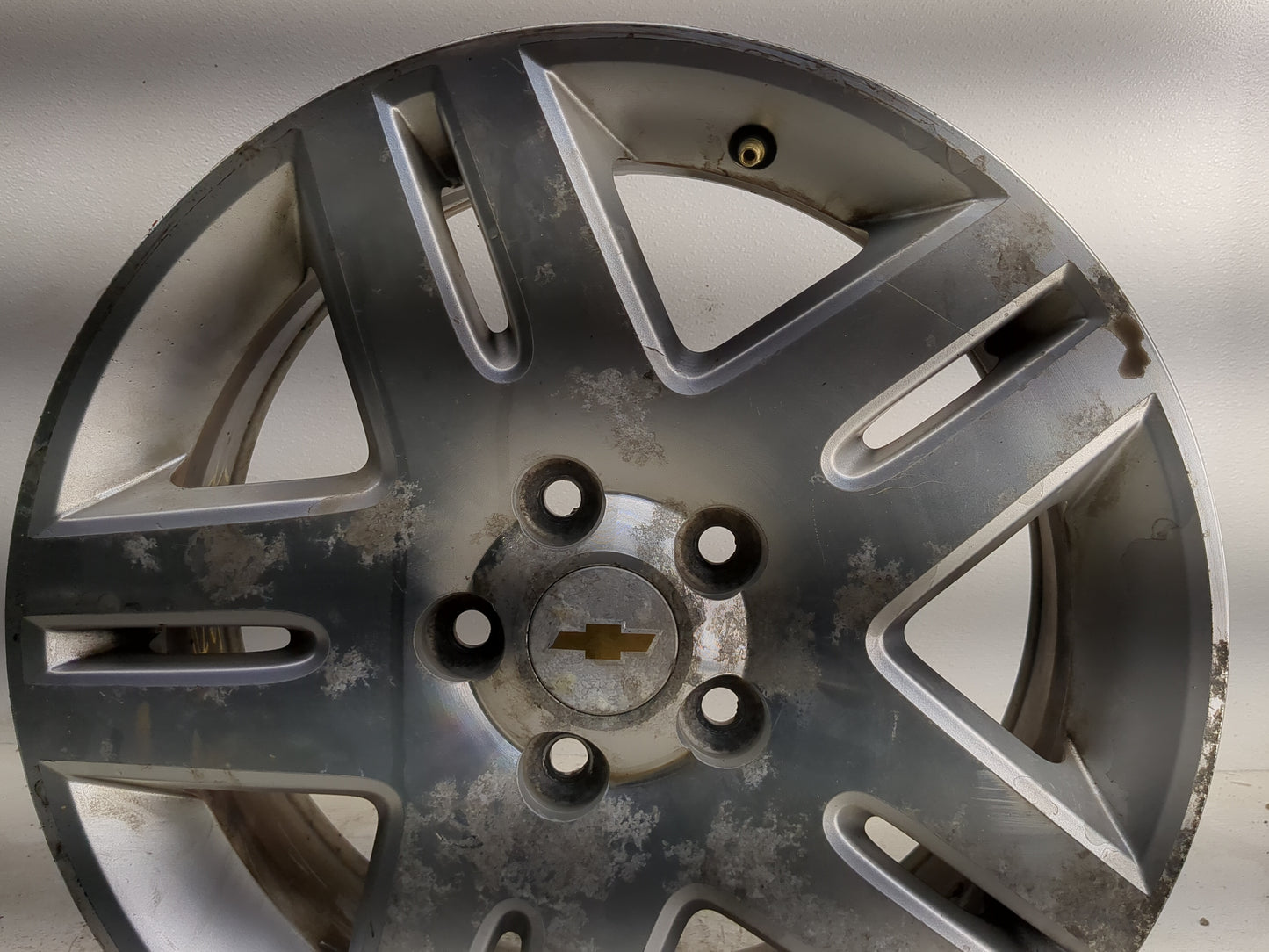 Chevrolet Impala Limited Oem Wheel Rim 1313020 - Oemusedautoparts1.com
