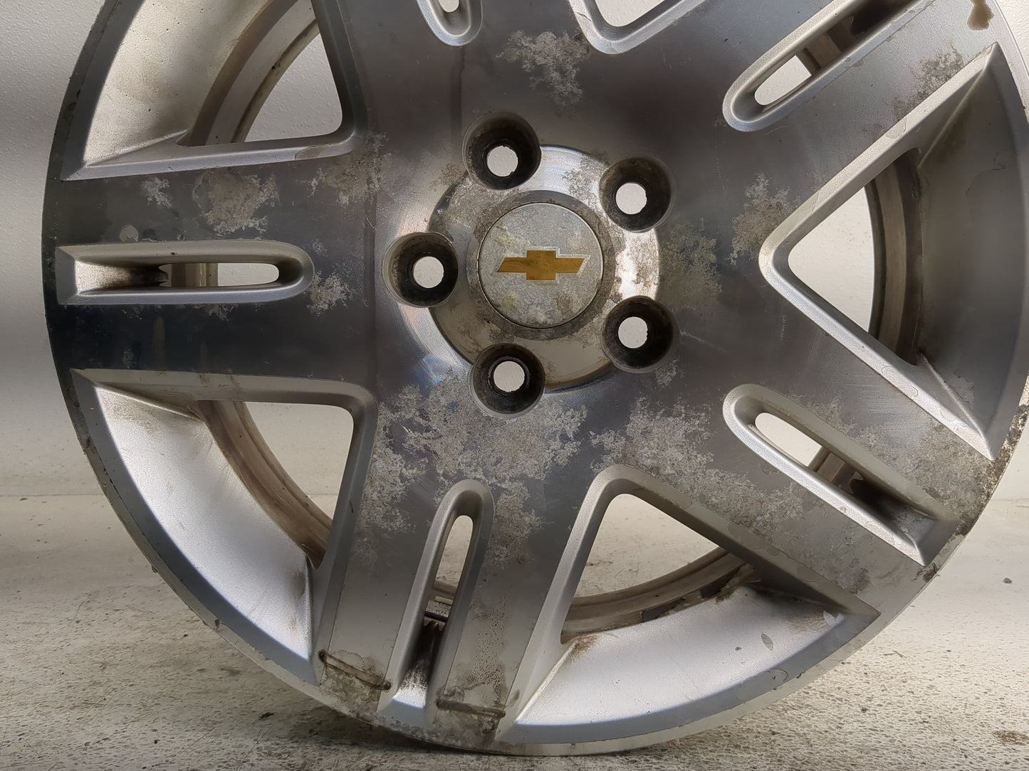 Chevrolet Impala Limited Oem Wheel Rim 1313020 - Oemusedautoparts1.com