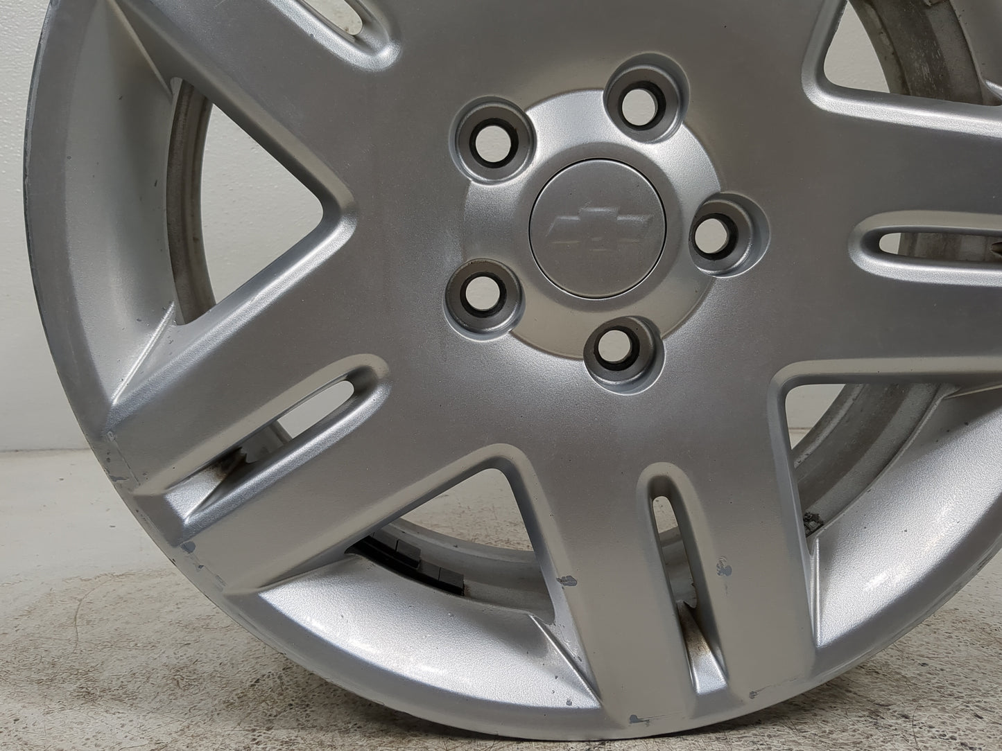 2014 Chevrolet Impala Limited Oem Wheel Rim - Oemusedautoparts1.com