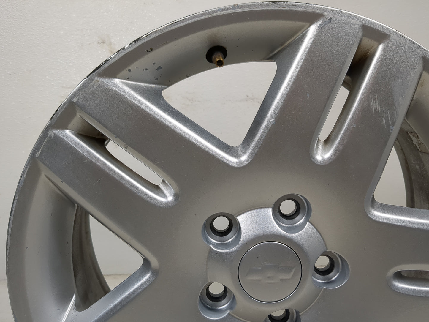 2014 Chevrolet Impala Limited Oem Wheel Rim - Oemusedautoparts1.com